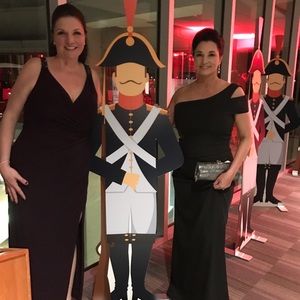 Meet your Posher, Suzanne